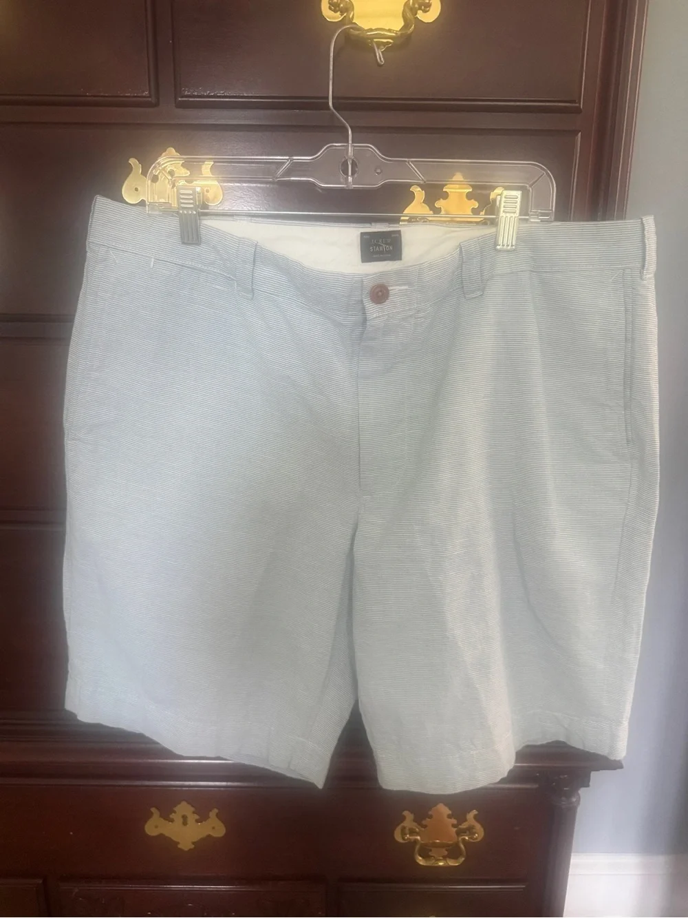 J. Crew Seersucker Light Blue pinstripe Men’s Shorts 38